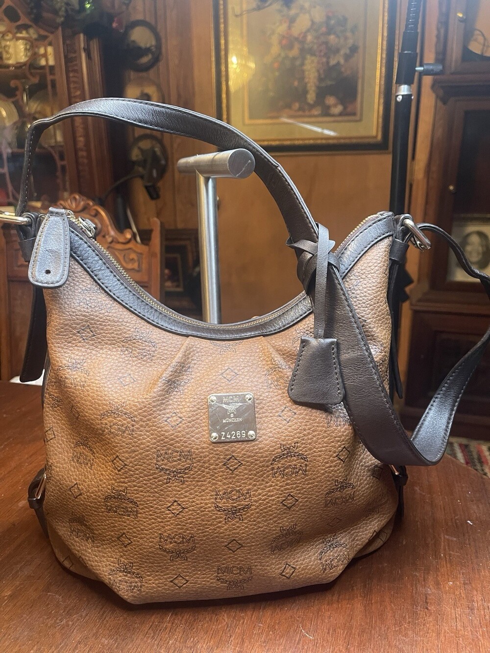 MCM Visetos Hobo Bag BROWN Shoulder Bag Shopper Bag Logo Print W/Lock & Keys